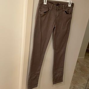 American eagle low rise skinny 4 regular